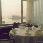 Aden 3*